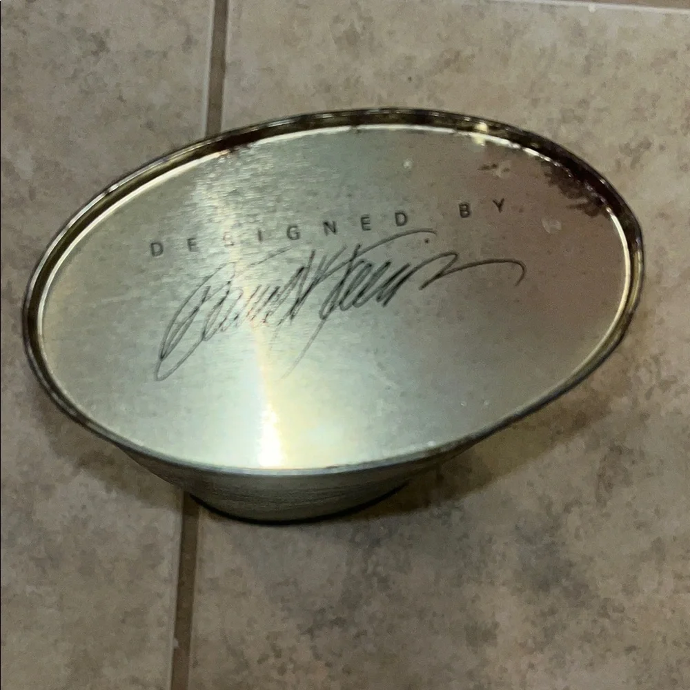 The Seckinger-Lee Company Atlanta 1996 Commemorative Tin - Black & Gold